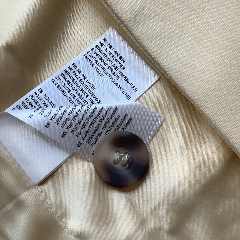 mbyM Butter Cream Collarless Blazer Size S/M - Picture 10 of 16